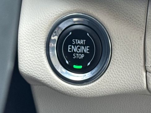 Certified 2023 Buick Envision Avenir AWD/4WD image 30