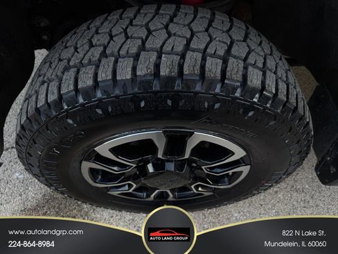 Used 2020 GMC Sierra 3500 4x4 Crew Cab w/ Gooseneck/5TH Wheel Package image 26