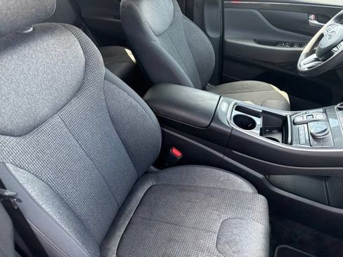 Used 2022 Hyundai Santa Fe SEL FWD image 16