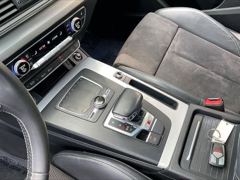 Used 2020 Audi SQ5 Premium Plus w/ Premium Plus Package AWD/4WD image 15