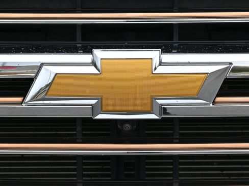 Used 2023 Chevrolet Silverado 2500 High Country w/ Z71 Off-Road Package image 42