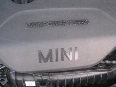 Used 2015 MINI Cooper 2-Door Hardtop FWD image 34