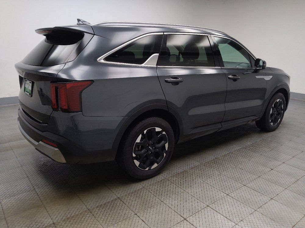 Used 2024 Kia Sorento S FWD image 10