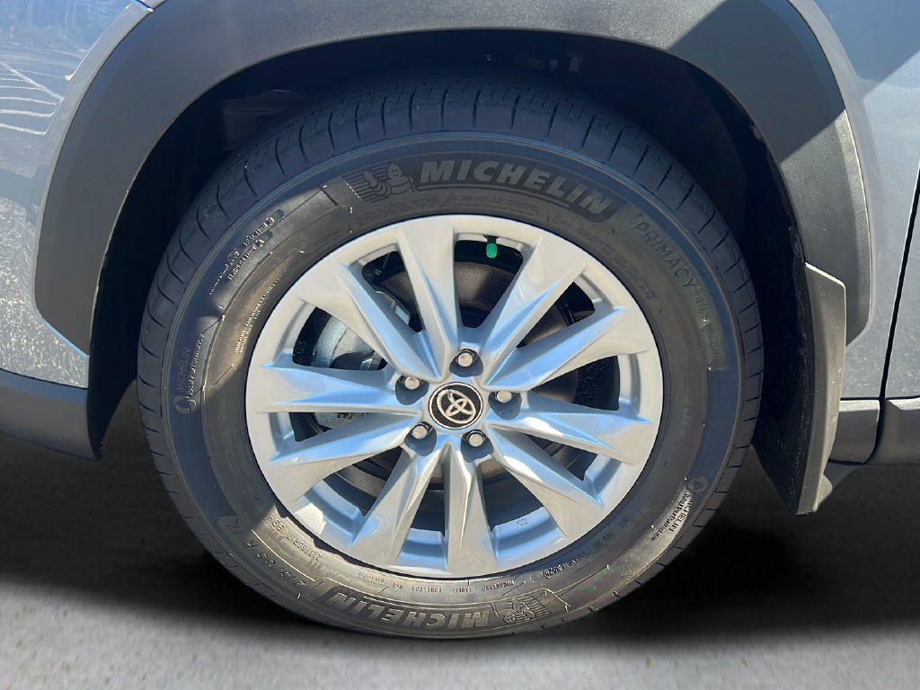 New 2026 Toyota Corolla Cross LE FWD image 25