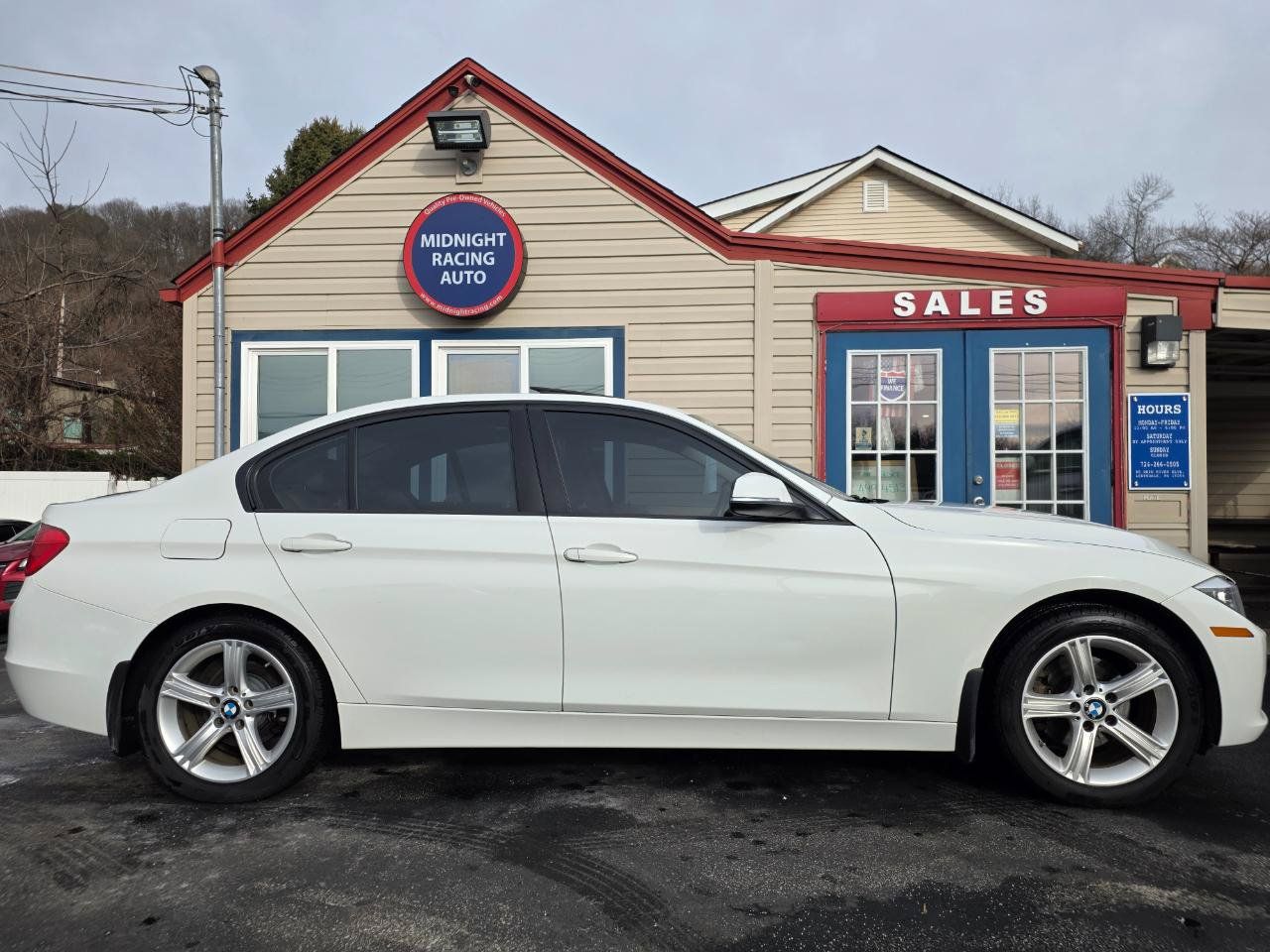 Used 2014 BMW 328d xDrive Sedan AWD/4WD image 5