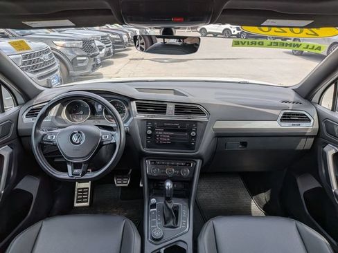 Used 2020 Volkswagen Tiguan SE R-Line AWD/4WD image 19