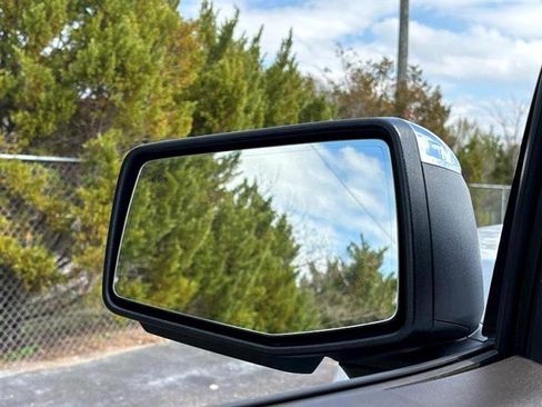 Used 2020 GMC Sierra 1500 SLT w/ SLT Premium Plus Package image 13