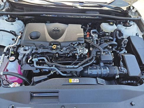Used 2025 Toyota Camry LE FWD image 35