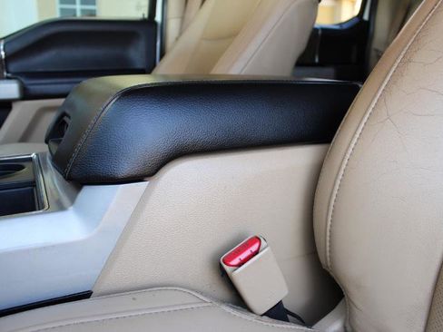 Used 2017 Ford F250 Lariat w/ Lariat Ultimate Package image 39