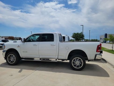 Used 2021 RAM 2500 Laramie AWD/4WD image 3