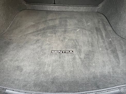 Used 2025 Nissan Sentra SV image 29