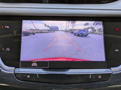 Certified 2023 Cadillac XT6 Premium Luxury image 25