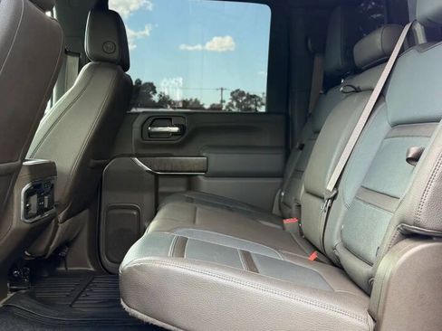 Used 2020 GMC Sierra 2500 Denali w/ Denali Ultimate Package AWD/4WD image 31