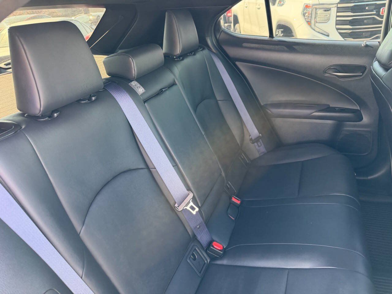 Used 2021 Lexus UX 250h w/ Premium Package AWD/4WD image 33