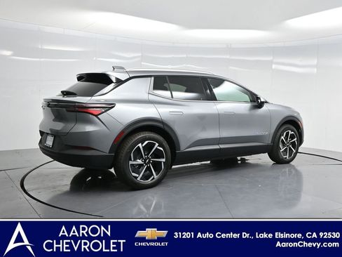 New 2026 Chevrolet Equinox EV LT image 25