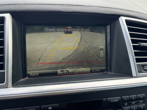 Used 2014 Mercedes-Benz GL 450 4MATIC image 9