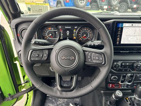 New 2025 Jeep Wrangler Unlimited Rubicon w/ Steel Bumper Group image 21