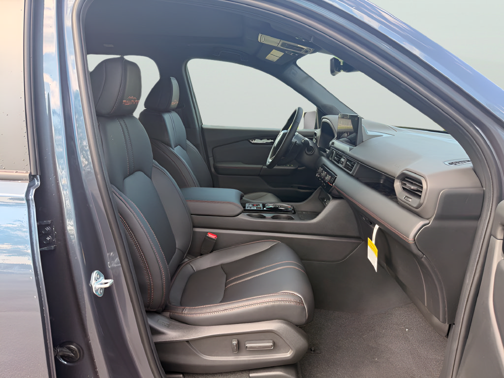 New 2026 Honda Pilot TrailSport image 18