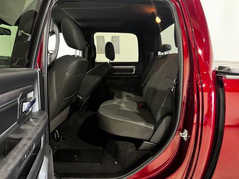 Used 2022 RAM 1500 Classic Warlock AWD/4WD image 18
