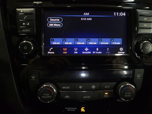 Used 2022 Nissan Rogue Sport SV image 25