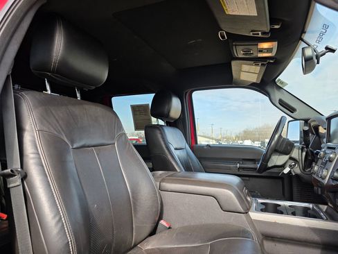 Used 2015 Ford F350 Lariat image 29