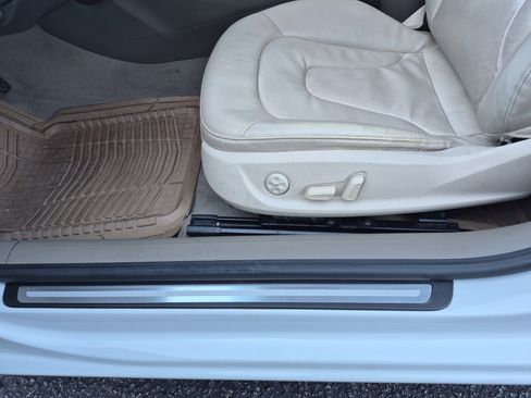 Used 2012 Audi A5 2.0T Premium image 12