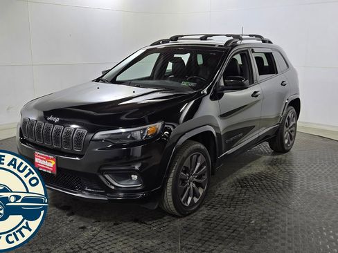 Used 2019 Jeep Cherokee Limited AWD/4WD image 3