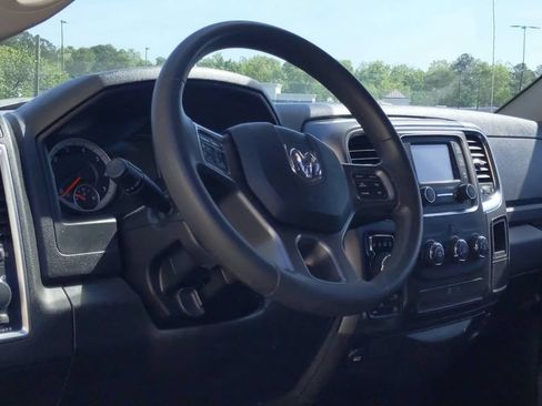 Used 2024 RAM 1500 Classic SLT AWD/4WD image 19