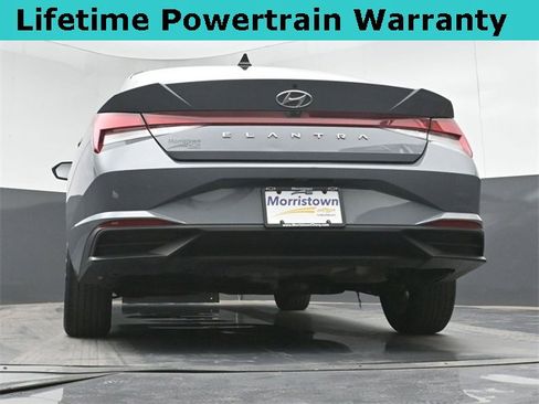Used 2022 Hyundai Elantra SEL image 43