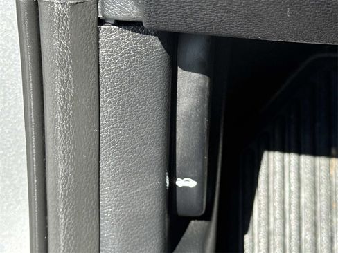 Used 2024 Kia Forte LXS w/ LXS Technology Package image 39