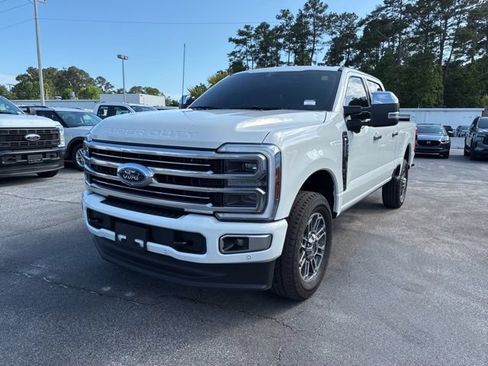 Used 2025 Ford F250 Platinum w/ Platinum Plus Package AWD/4WD image 6