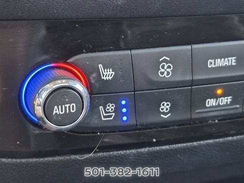 Used 2019 Buick Enclave Avenir w/ Avenir Technology Package FWD image 23