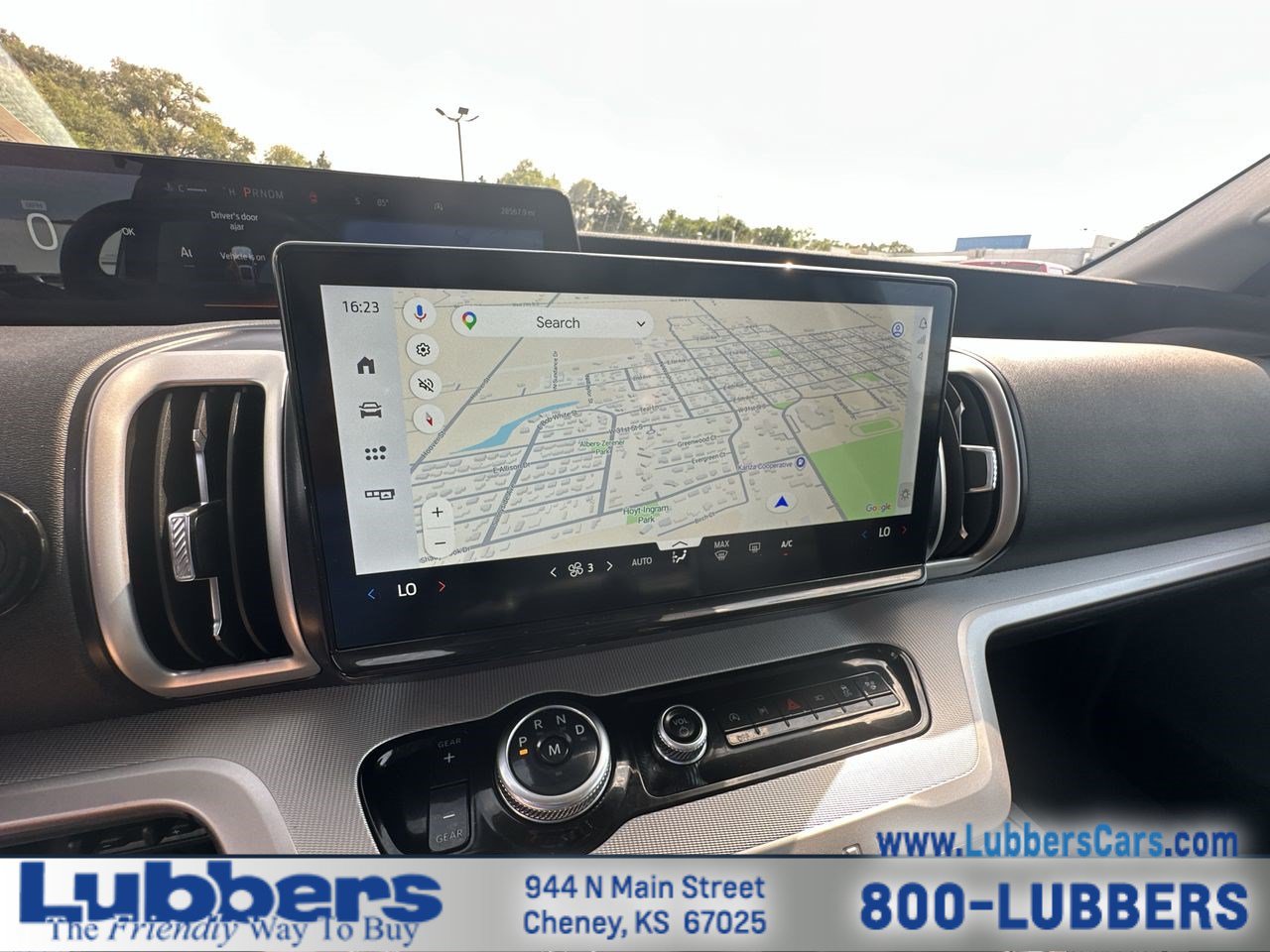 Used 2025 Ford Expedition Max Active RWD image 18