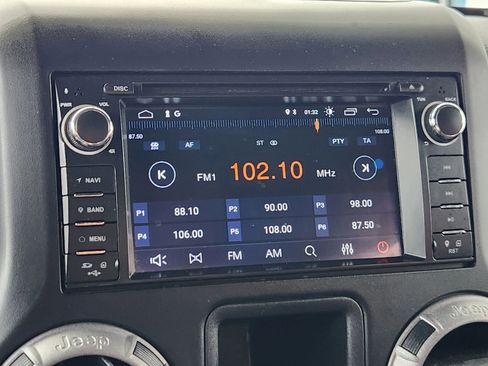 Used 2013 Jeep Wrangler Sport image 31