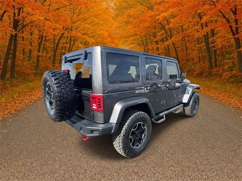 Used 2016 Jeep Wrangler Unlimited Rubicon image 4