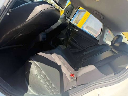 Used 2019 Volkswagen Jetta SE w/ Cold Weather Package image 19