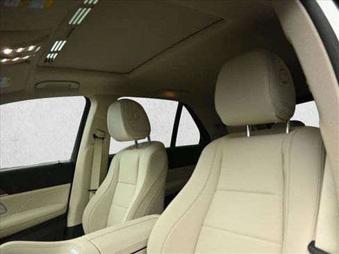 Certified 2026 Mercedes-Benz GLE 350 4MATIC image 9