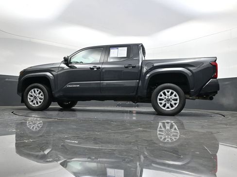 Used 2024 Toyota Tacoma SR5 image 41