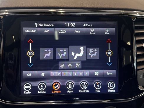 Used 2019 Ford Fusion SE image 64