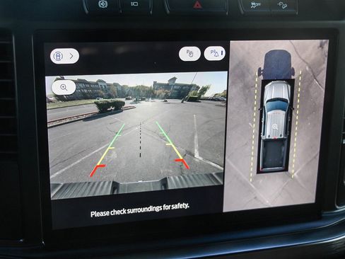 Used 2024 Ford F250 Lariat w/ Chrome Package image 22