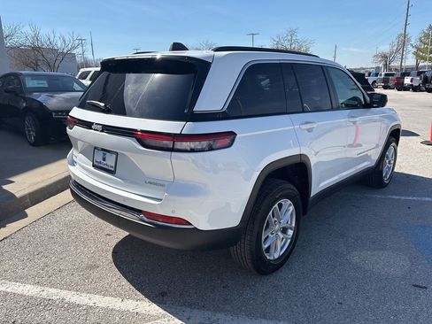 New 2026 Jeep Grand Cherokee Laredo AWD/4WD image 24