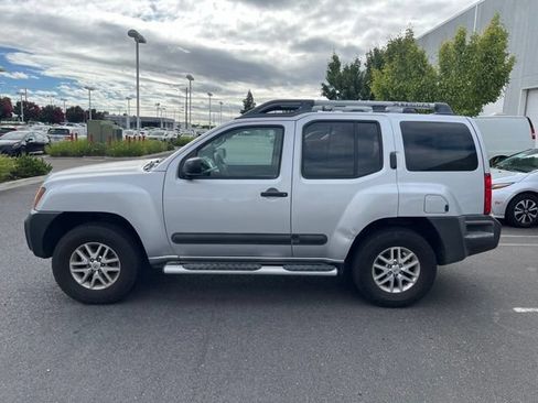 Used 2015 Nissan Xterra S w/ Value Package RWD image 8