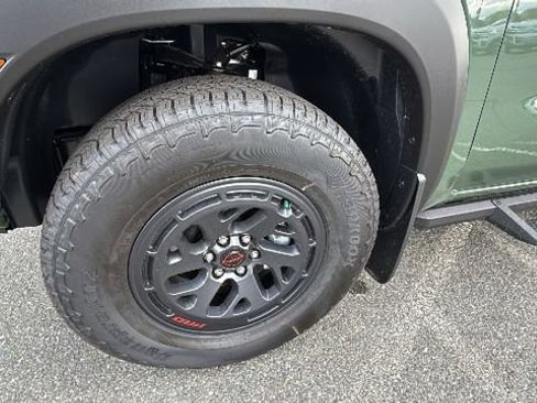 New 2026 Nissan Frontier PRO-4X w/ Pro-4x Convenience Package AWD/4WD image 9