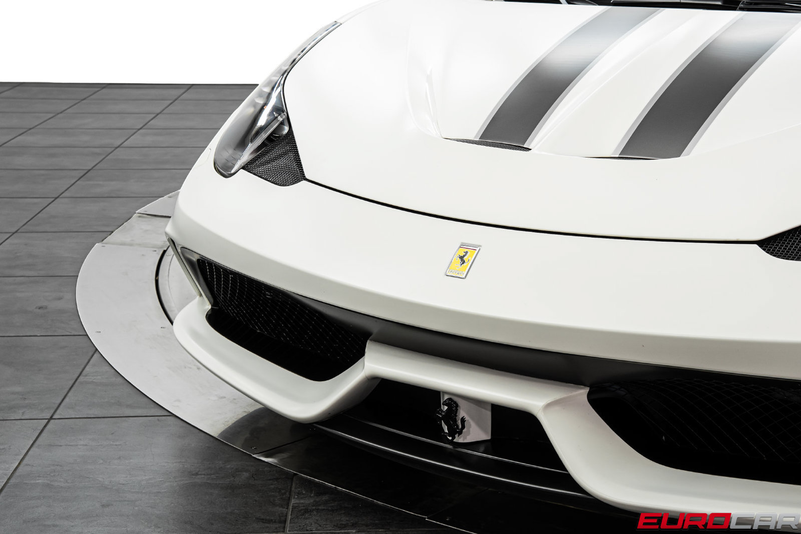 Used 2014 Ferrari 458 Speciale Coupe RWD image 12