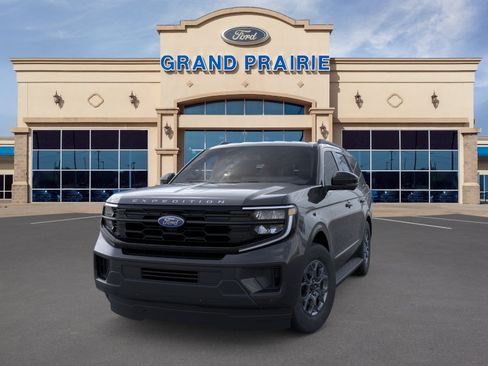New 2026 Ford Expedition Active RWD image 31