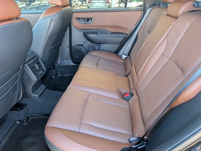 Certified 2026 Subaru Outback Touring AWD/4WD image 28