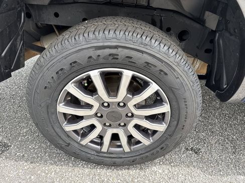 Used 2019 Ford Ranger XLT w/ Equipment Group 302A Luxury RWD image 17