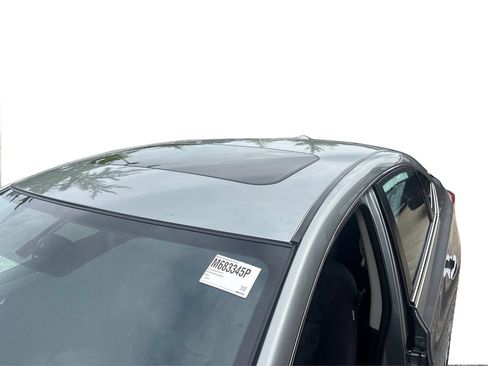 Used 2013 Nissan Sentra SV w/ Premium Pkg FWD image 12