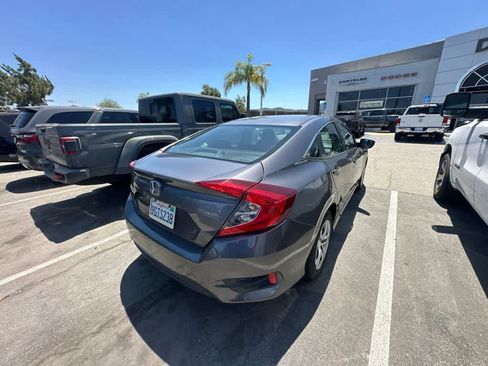 Used 2018 Honda Civic LX image 3