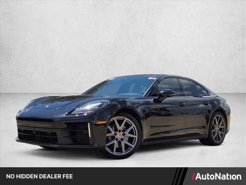 Used 2025 Porsche Panamera image 1